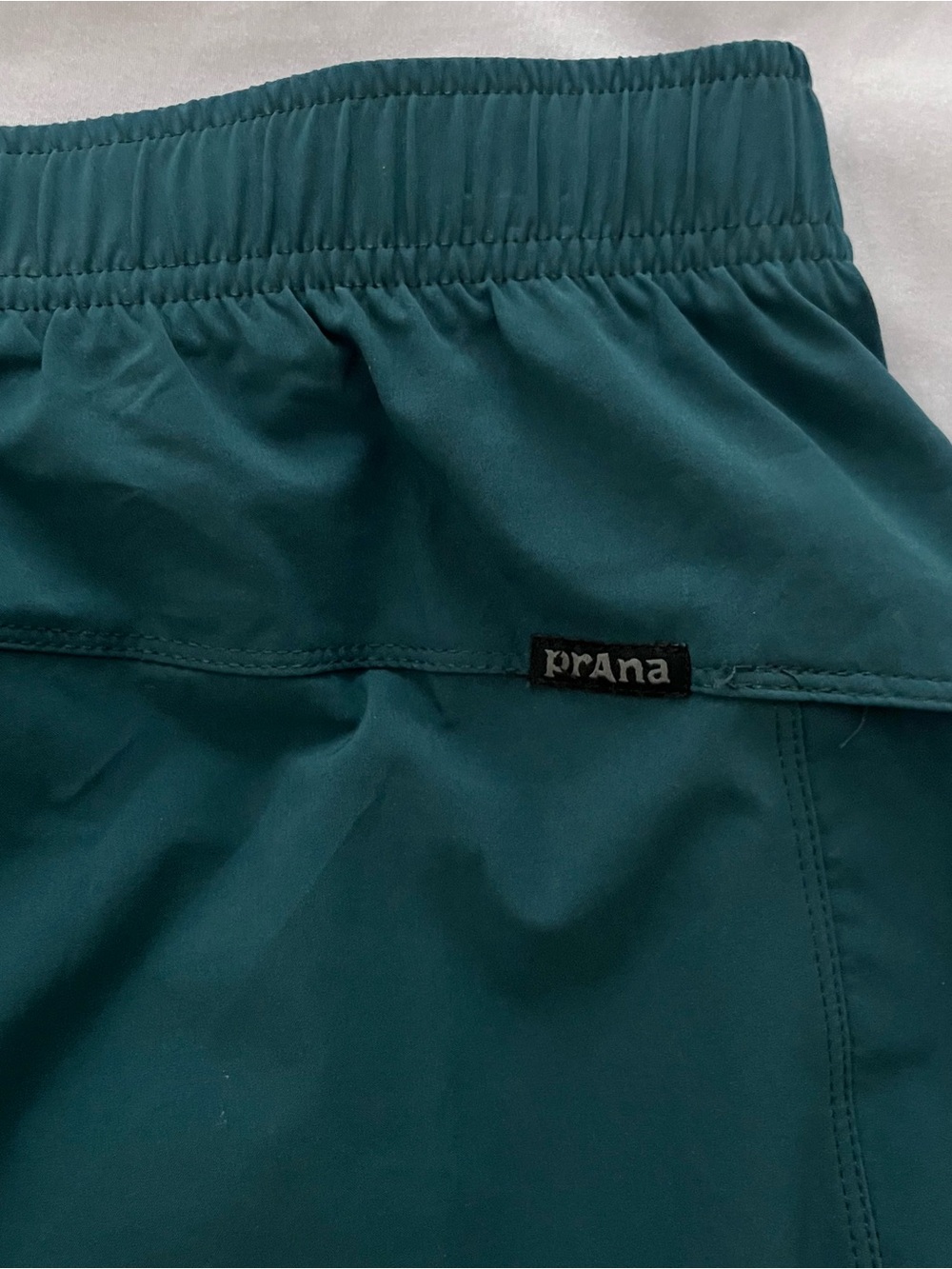 PrAna Vargas Yoga Kelly Green Shorts Athletic Lightweight Elastic Waist XL - Picture 7 of 11
